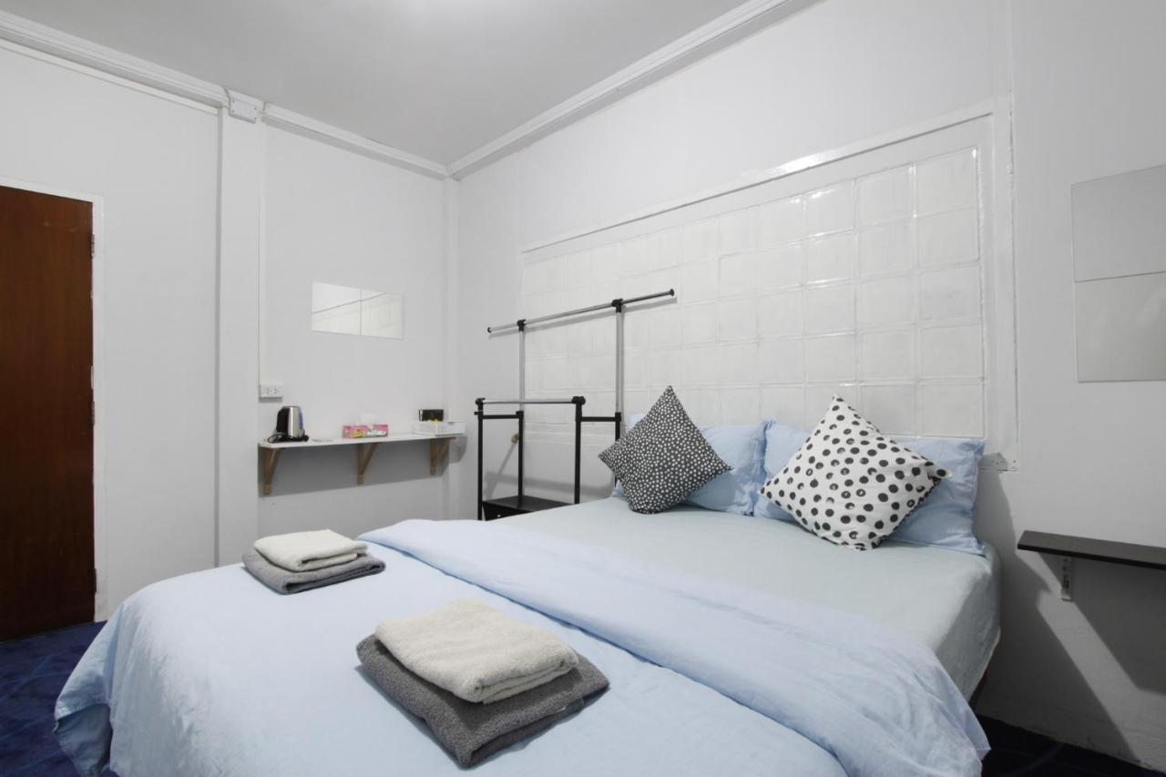 Rubin Home Bangkok Bagian luar foto